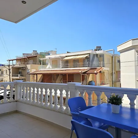 Apartment Steps From The Sea Sarande